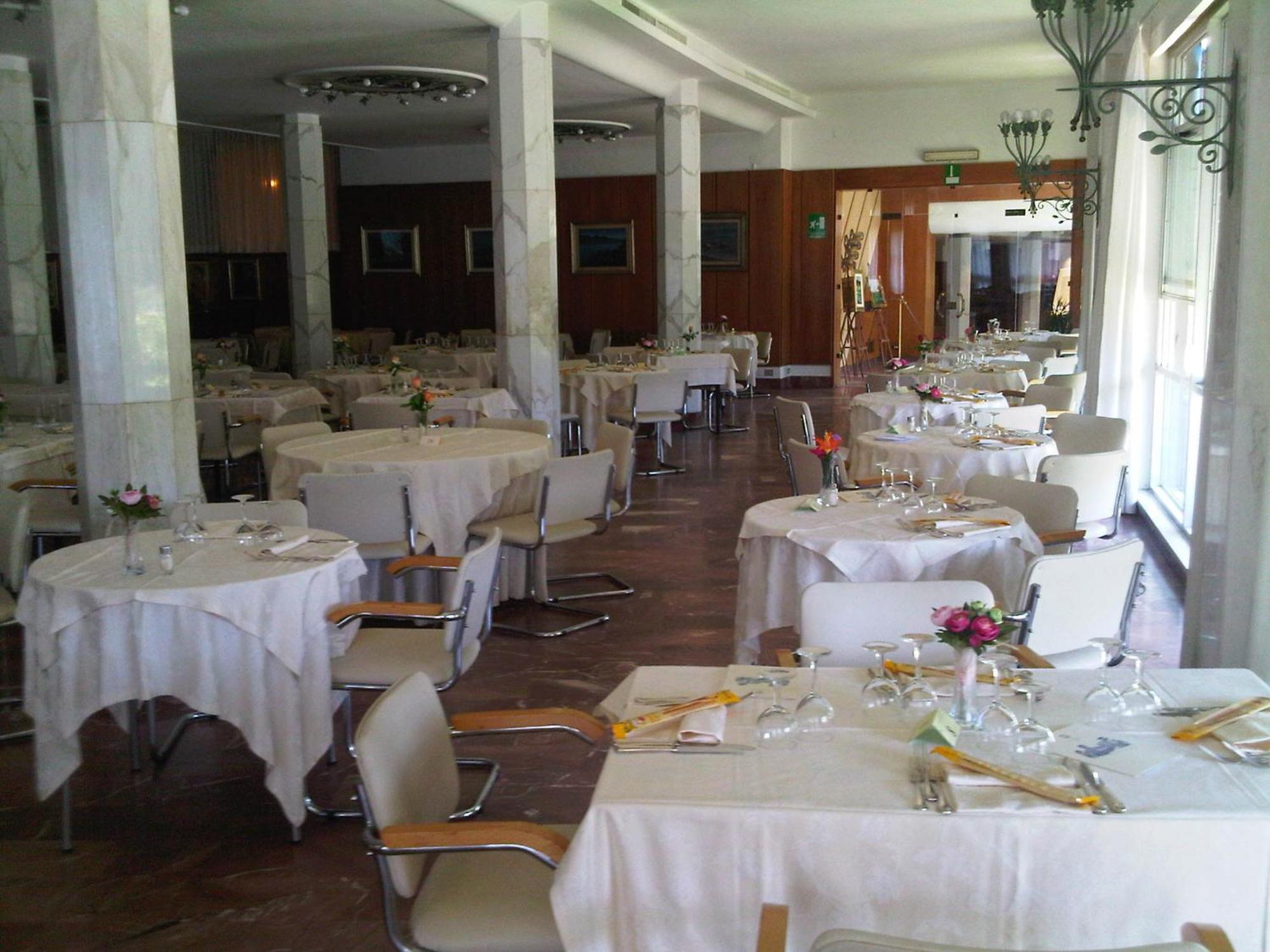 Grand Hotel Golf Tirrenia Exterior foto